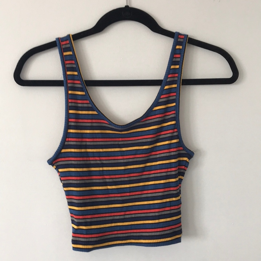 crop top tank top